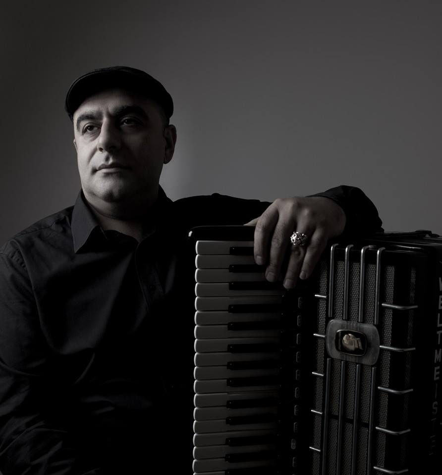 ACCORDIONIST performance