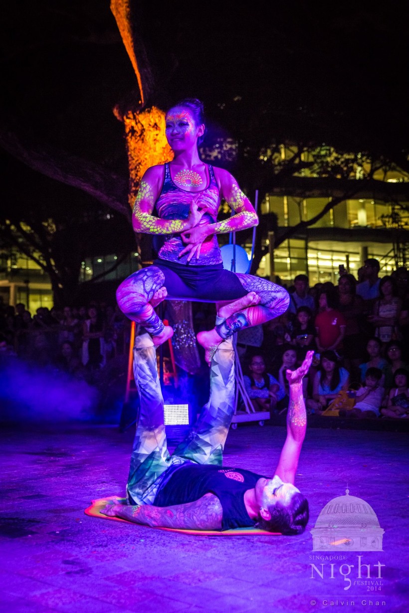 Acrobatic Duo performance