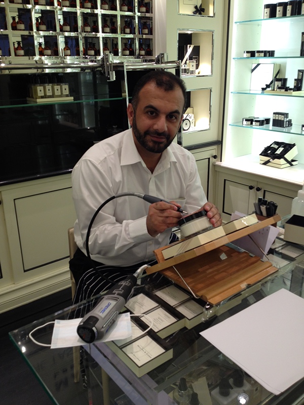 ARABIC CALLIGRAPHER performance