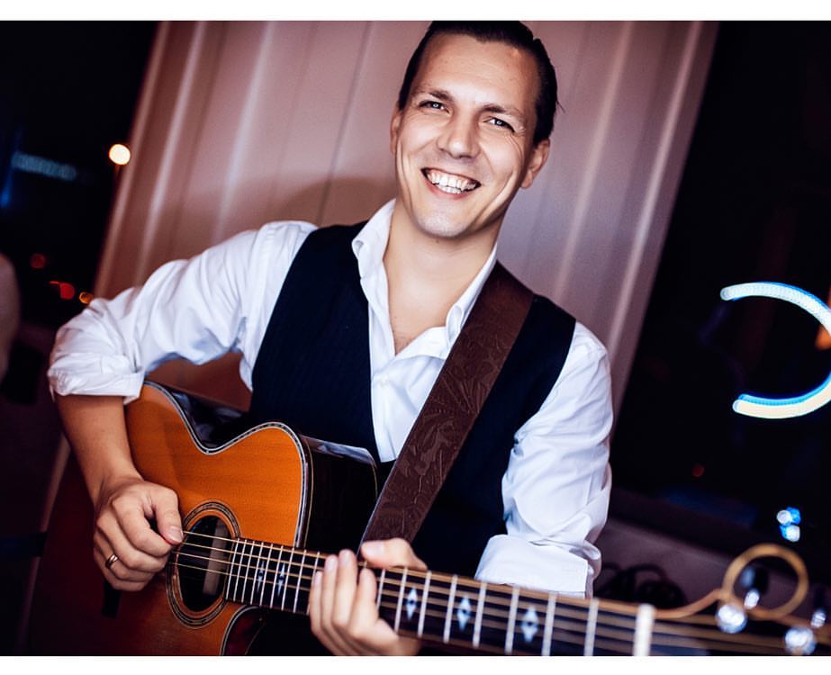 Blues/Jazz Guitarist