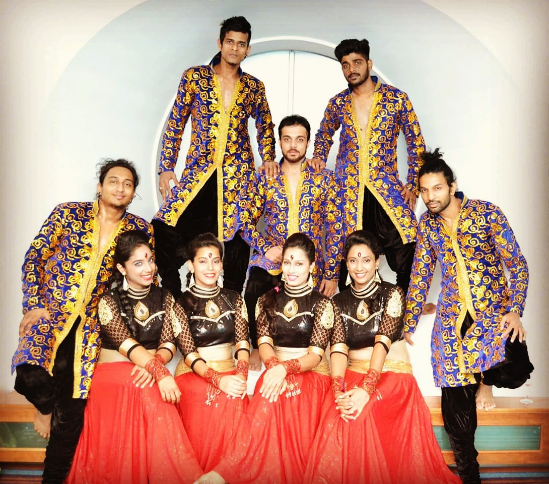 Bollywood Dancers
