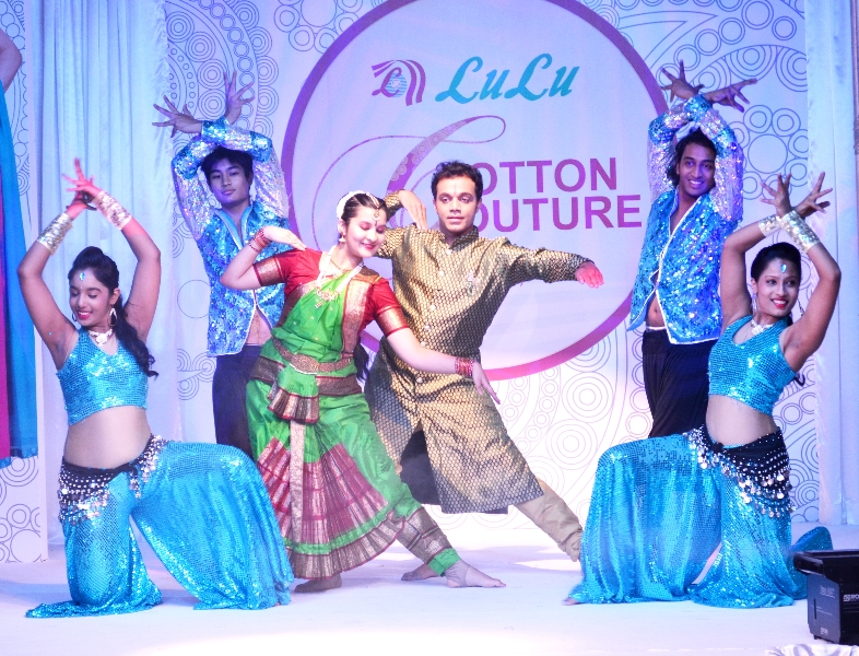 Bollywood Dancers performance