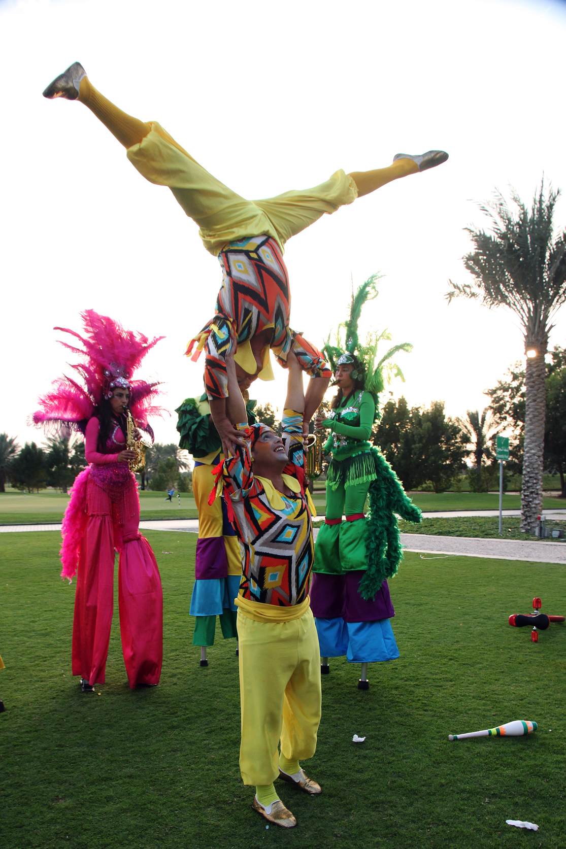Brazilian Circus Parade performance