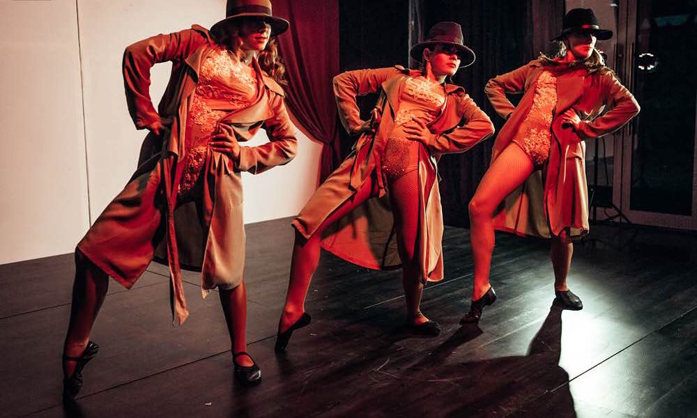 CABARET SHOW performance