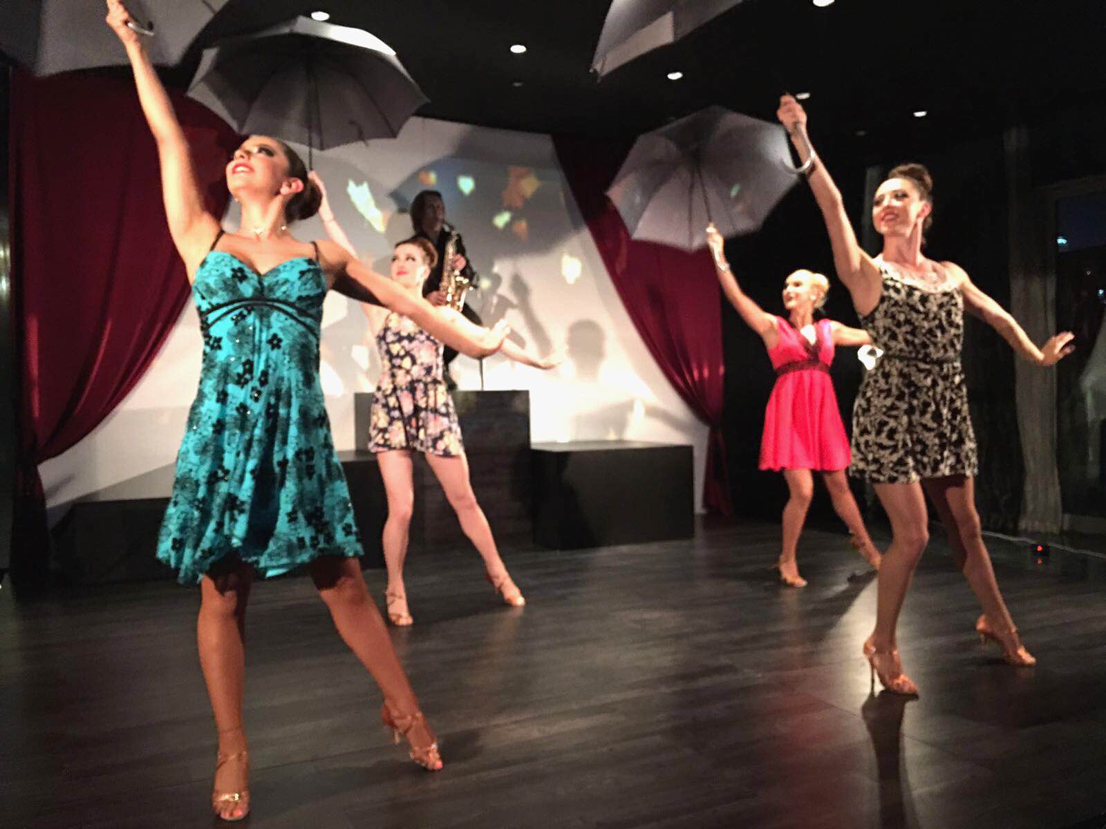 CABARET SHOW performance