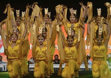 Chinese Thousand Hands performance