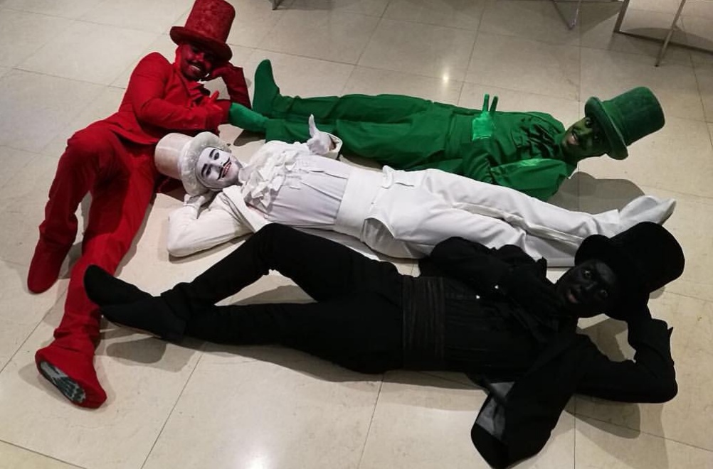 Color Mimes performance