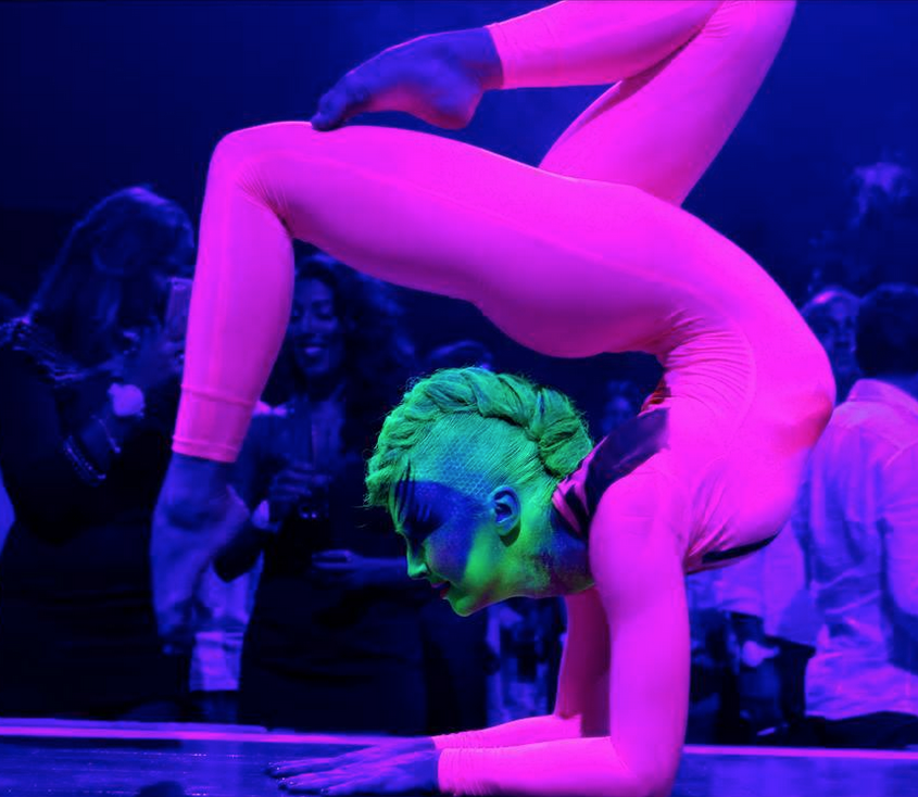 Contortionist performance