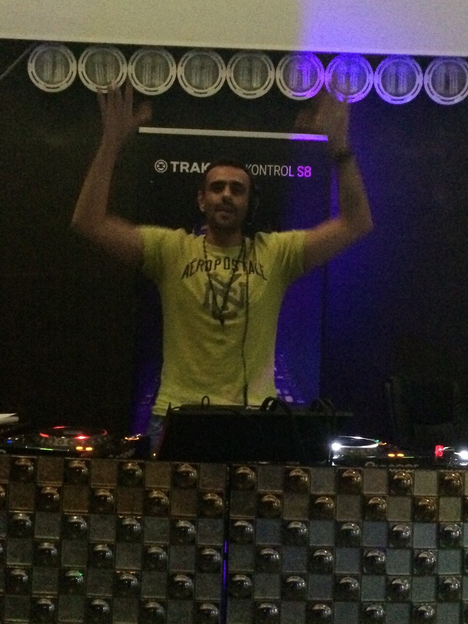 DJ performance