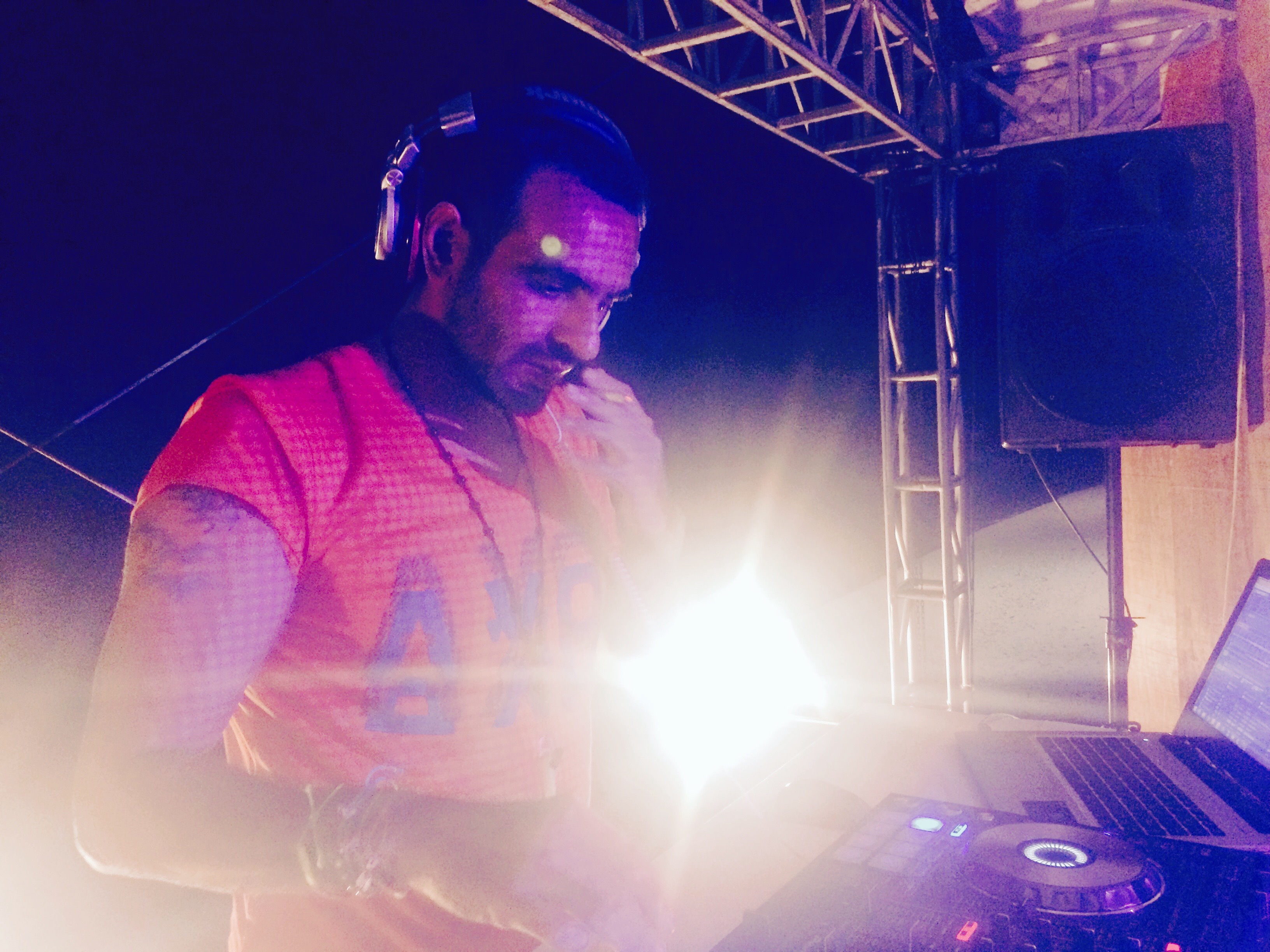 DJ performance