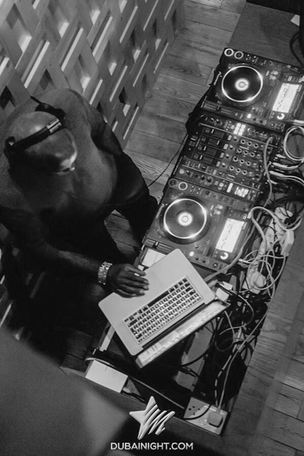 DJ KEN HAMILTON performance