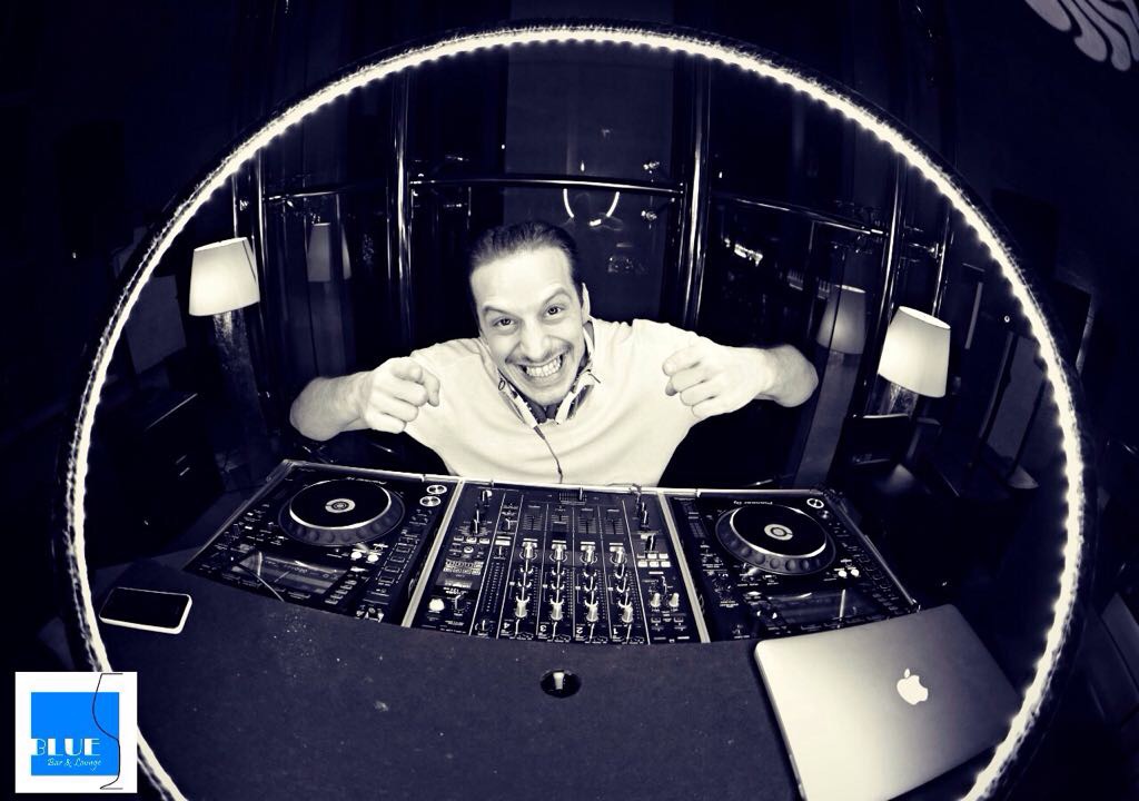 DJ VLADAN performance