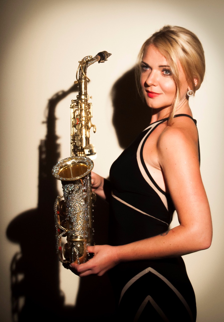 FEMALE SAXOPHONIST performance