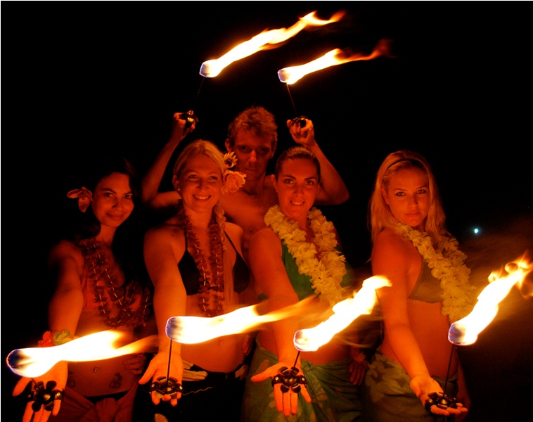 FIRE DANCERS performance