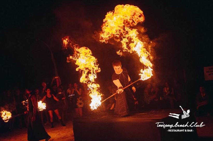 Fire Extravaganza performance