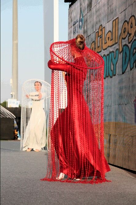 Floating Chandelier performance
