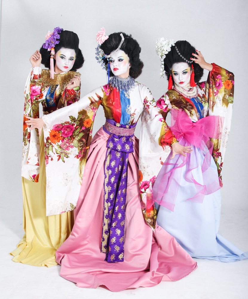 Geisha Roaming Characters performance