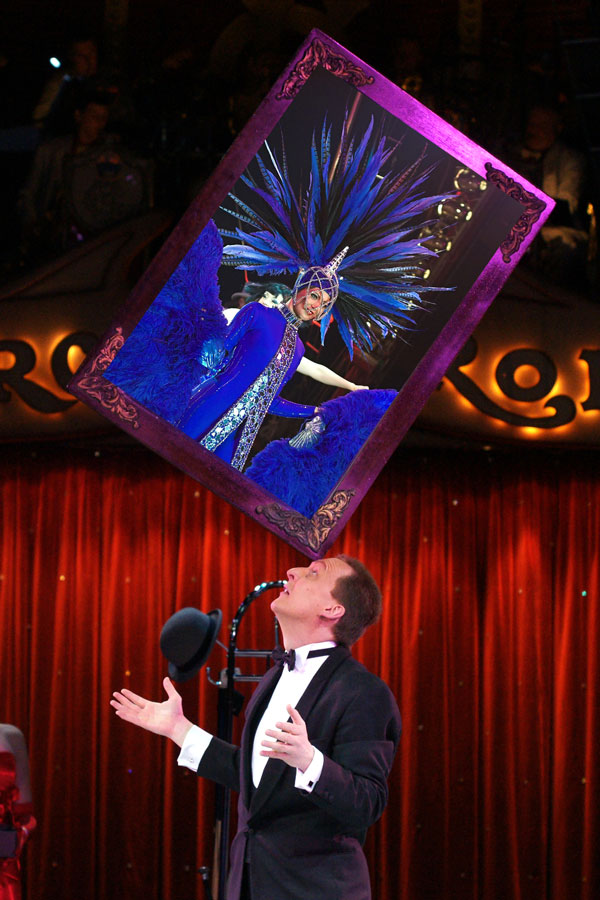Gentleman Juggler performance