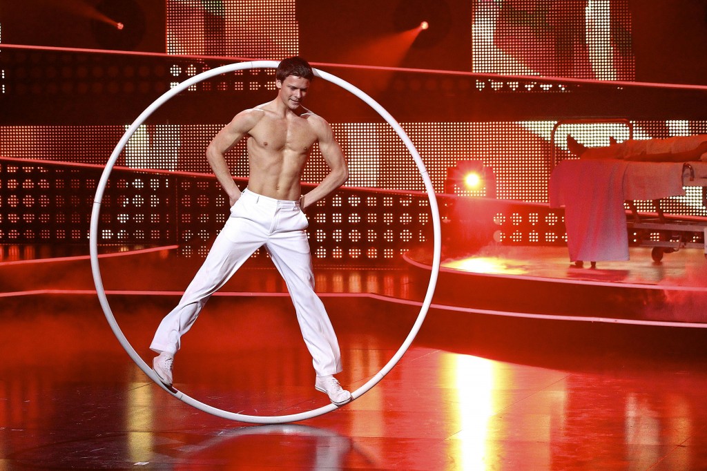German Wheel and Cyr Acrobats performance