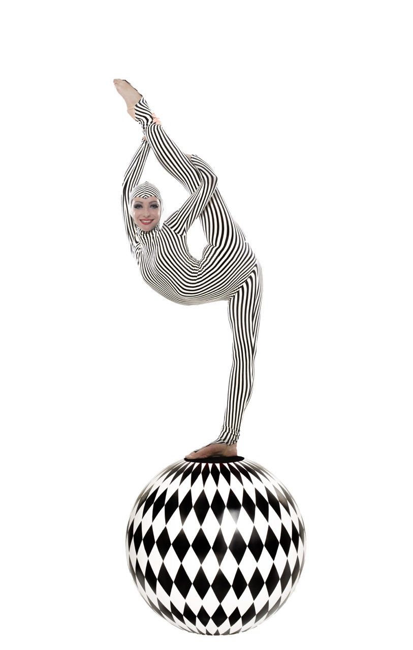 Giant Ball Walkers performance