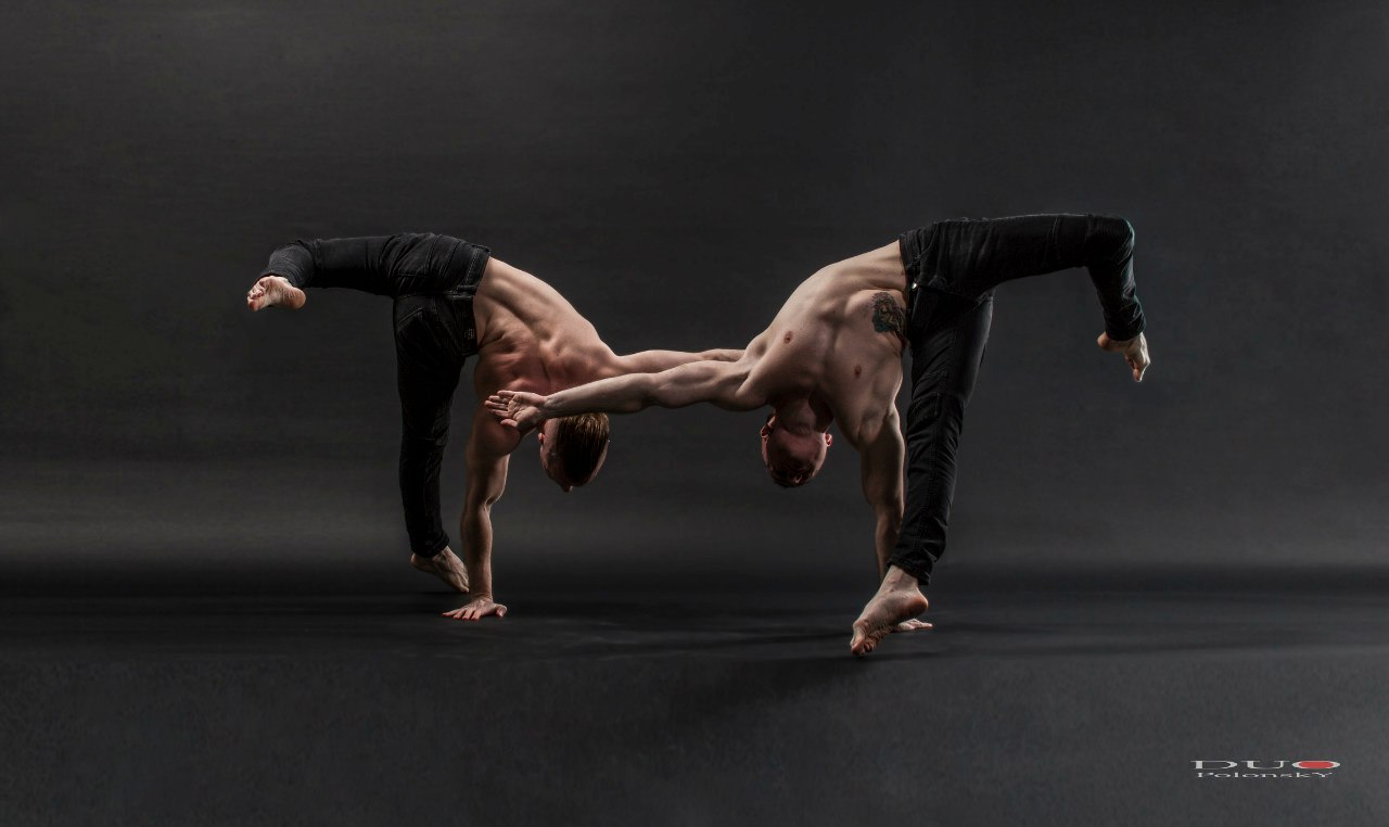 Hand Stand Duo performance