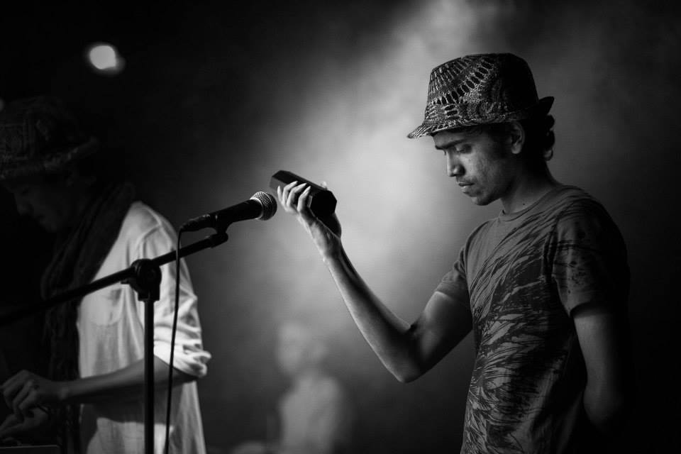 Indie-Pop band performance