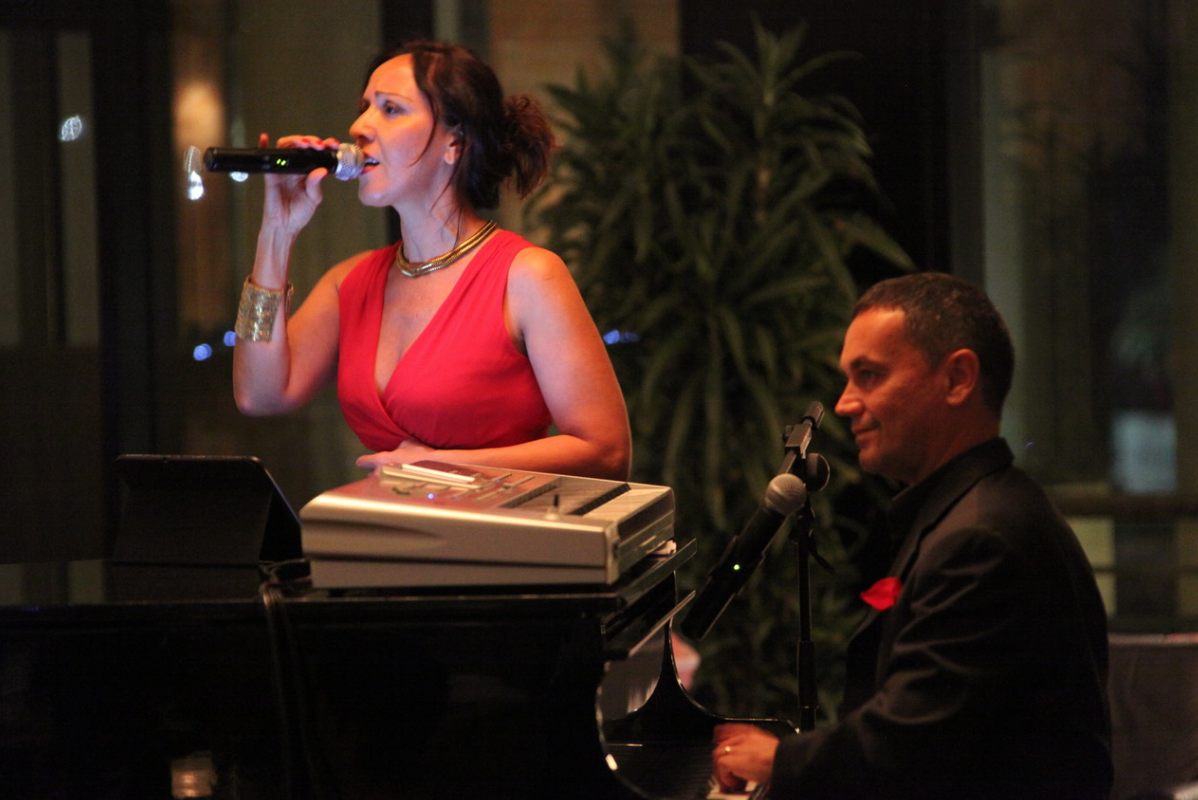 ITALIAN DUO performance
