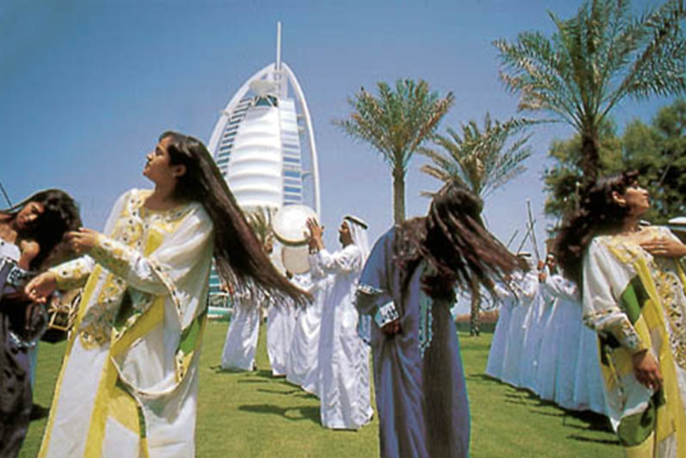 Khaleeji Hair Dancers