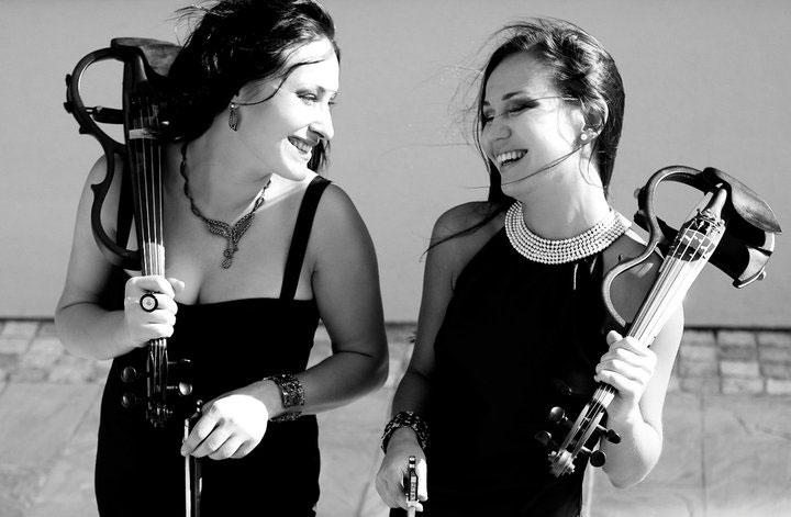 LADIES VIOLIN DUO
