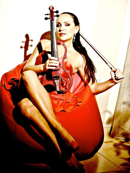 Lady Violinist performance