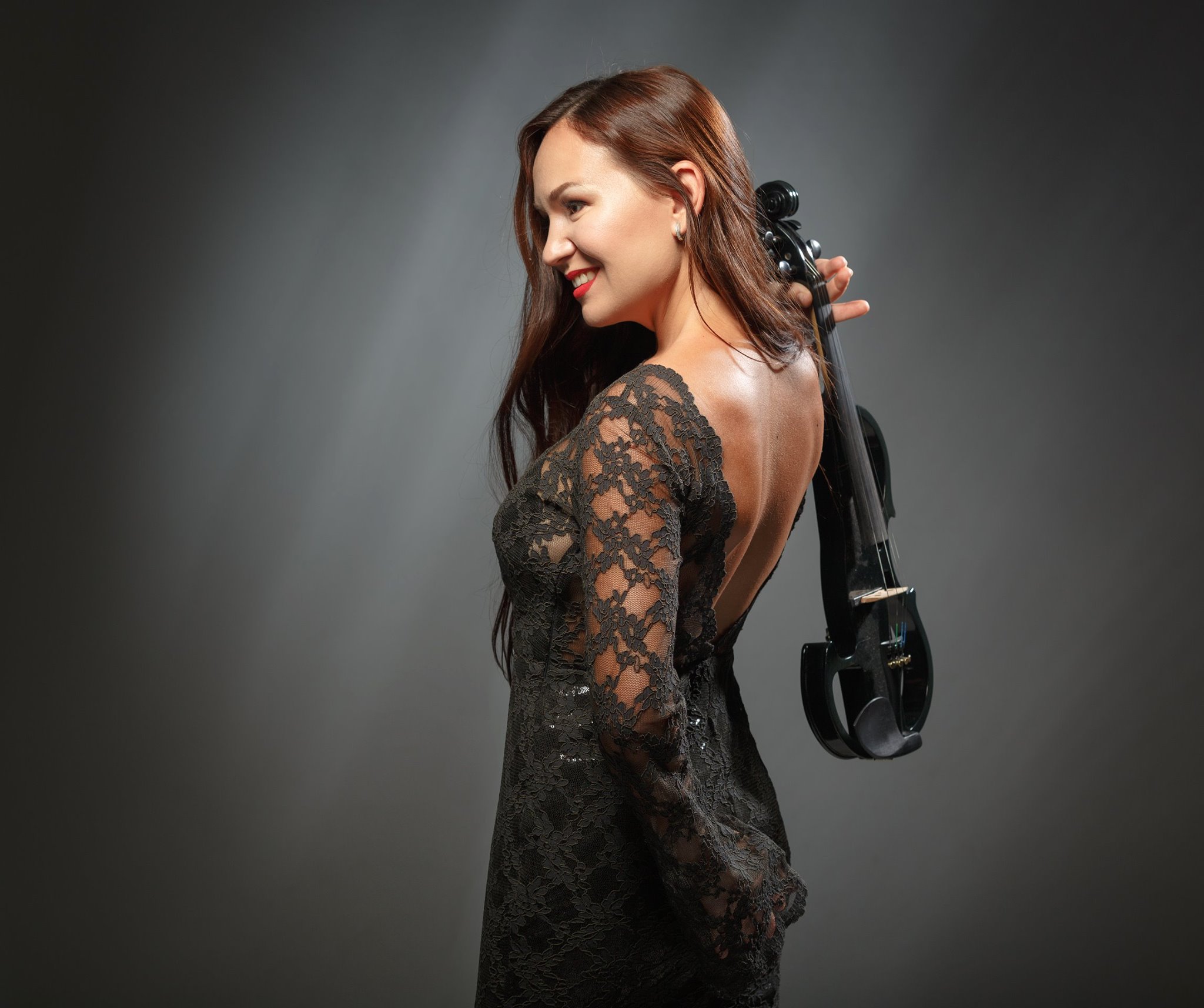 Lady Violinist performance