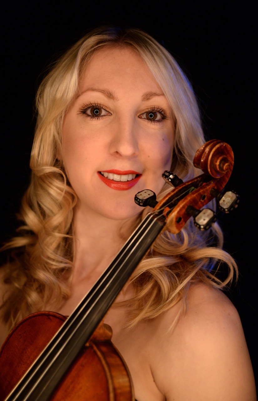 Lady Violinist performance