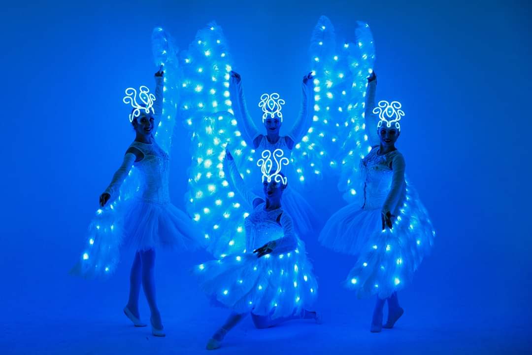 LED Dancers