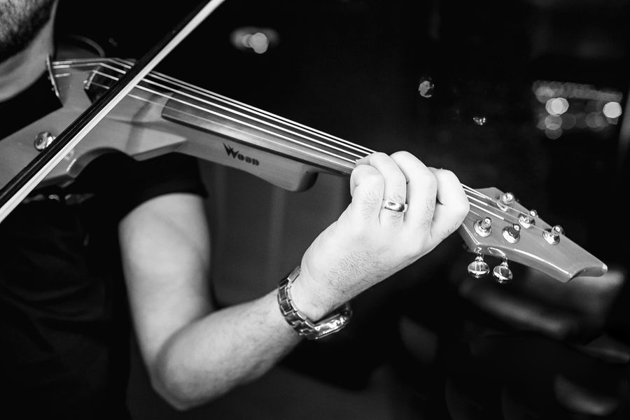 Male Electric Violinist performance