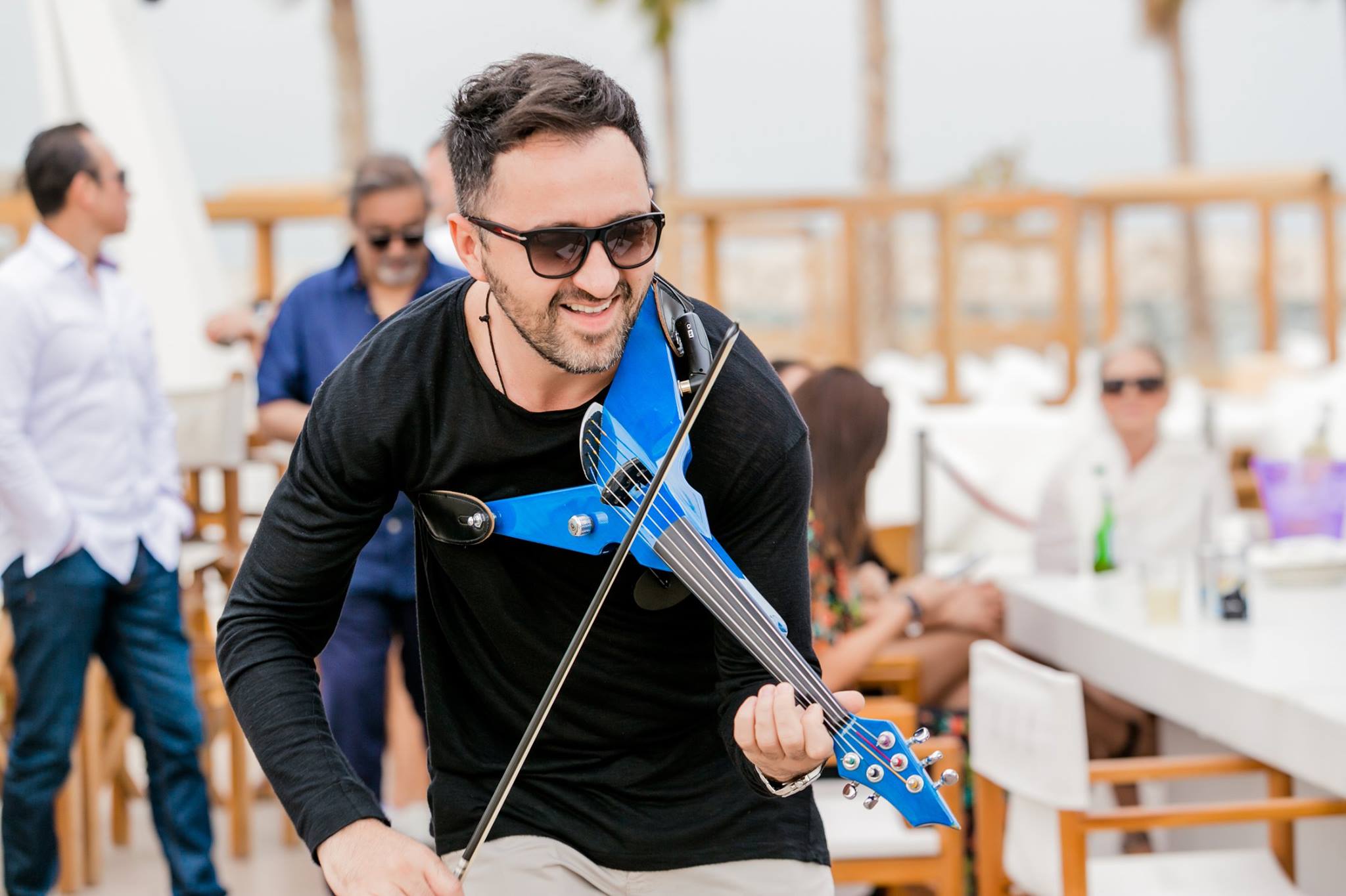 Male Electric Violinist performance