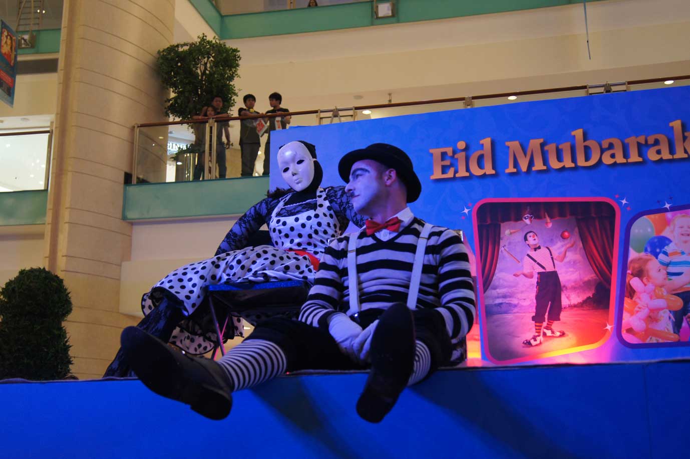 Mime Artist Stage Show performance