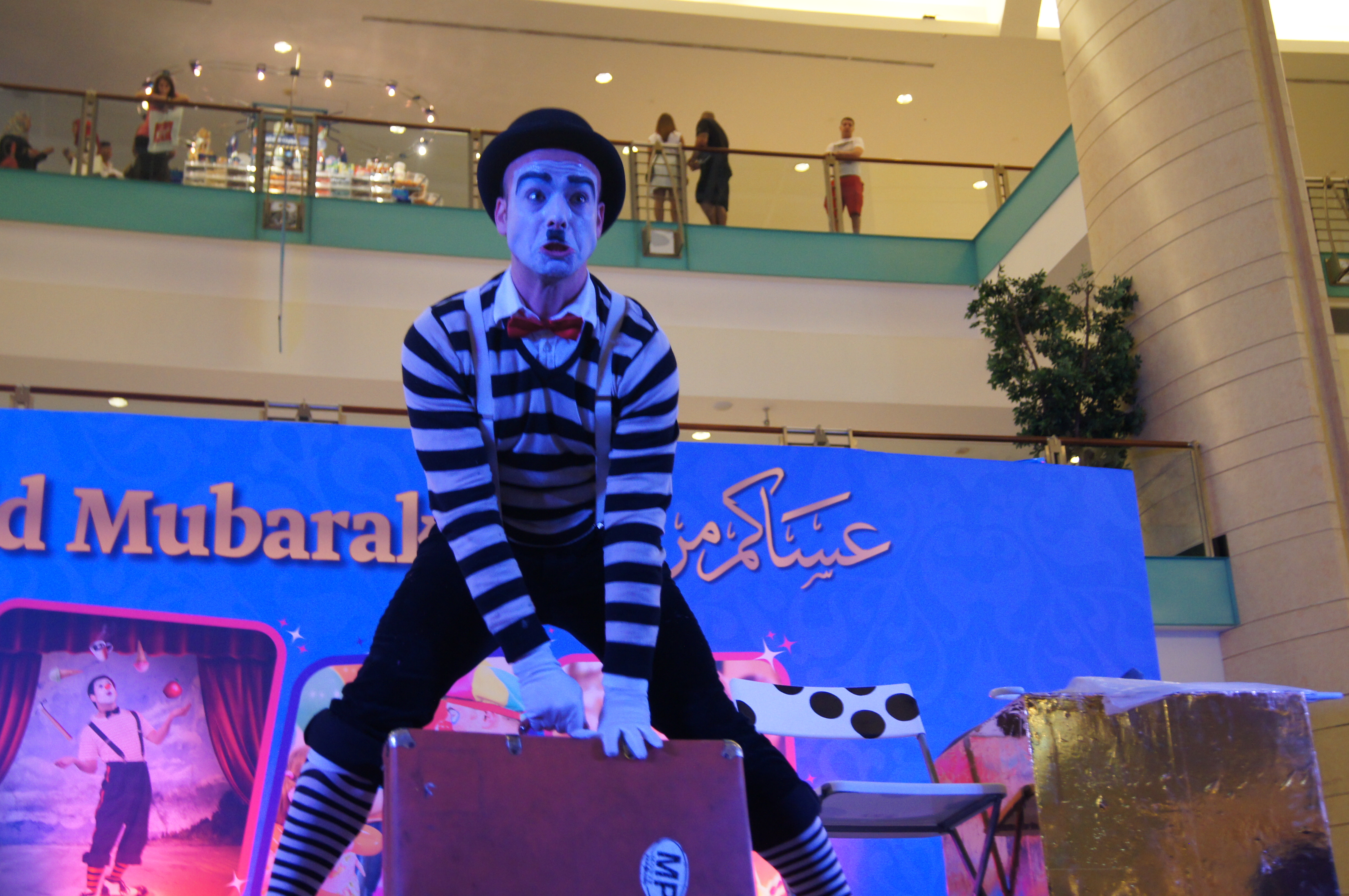 Mime Artist Stage Show performance