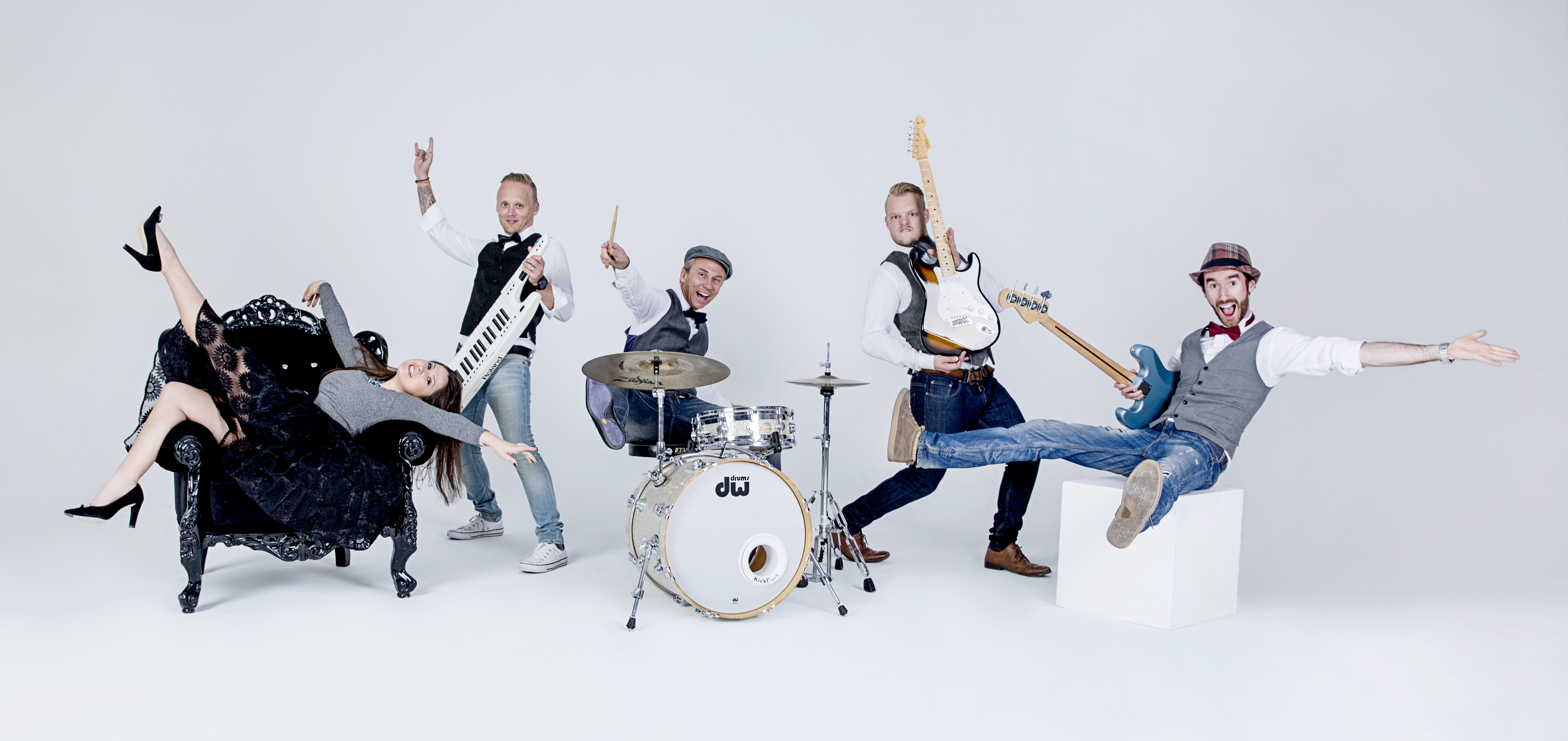 Party Band performance