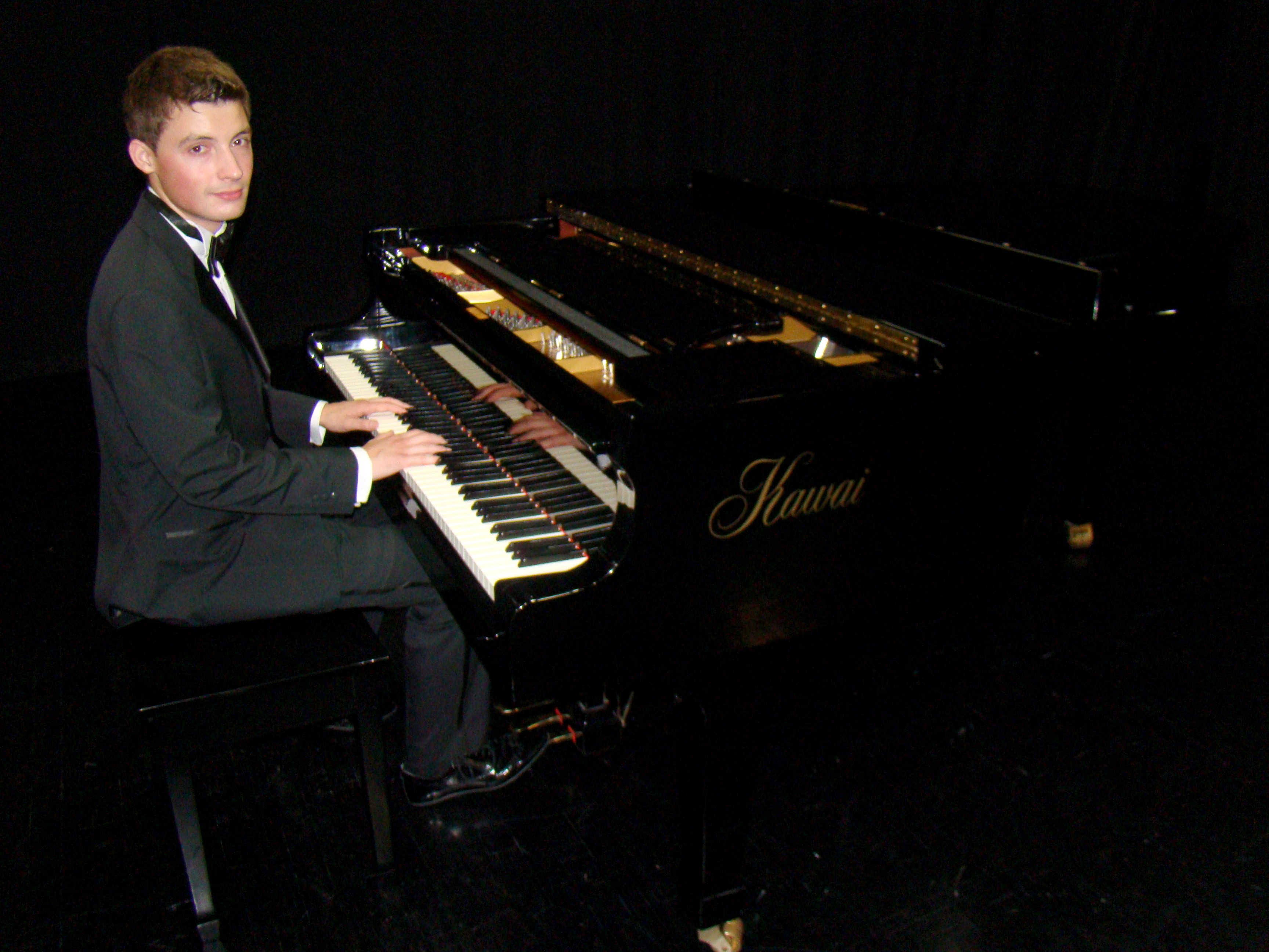 PIANIST performance
