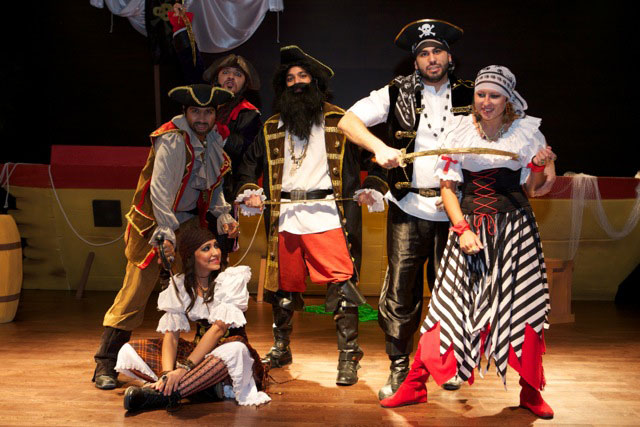 PIRATE SHOW performance