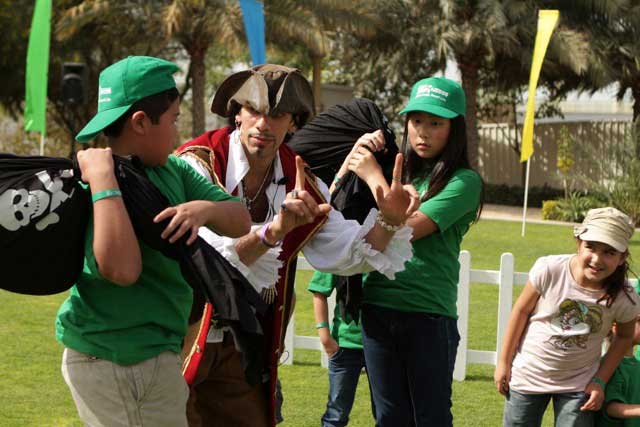 PIRATE SHOW performance