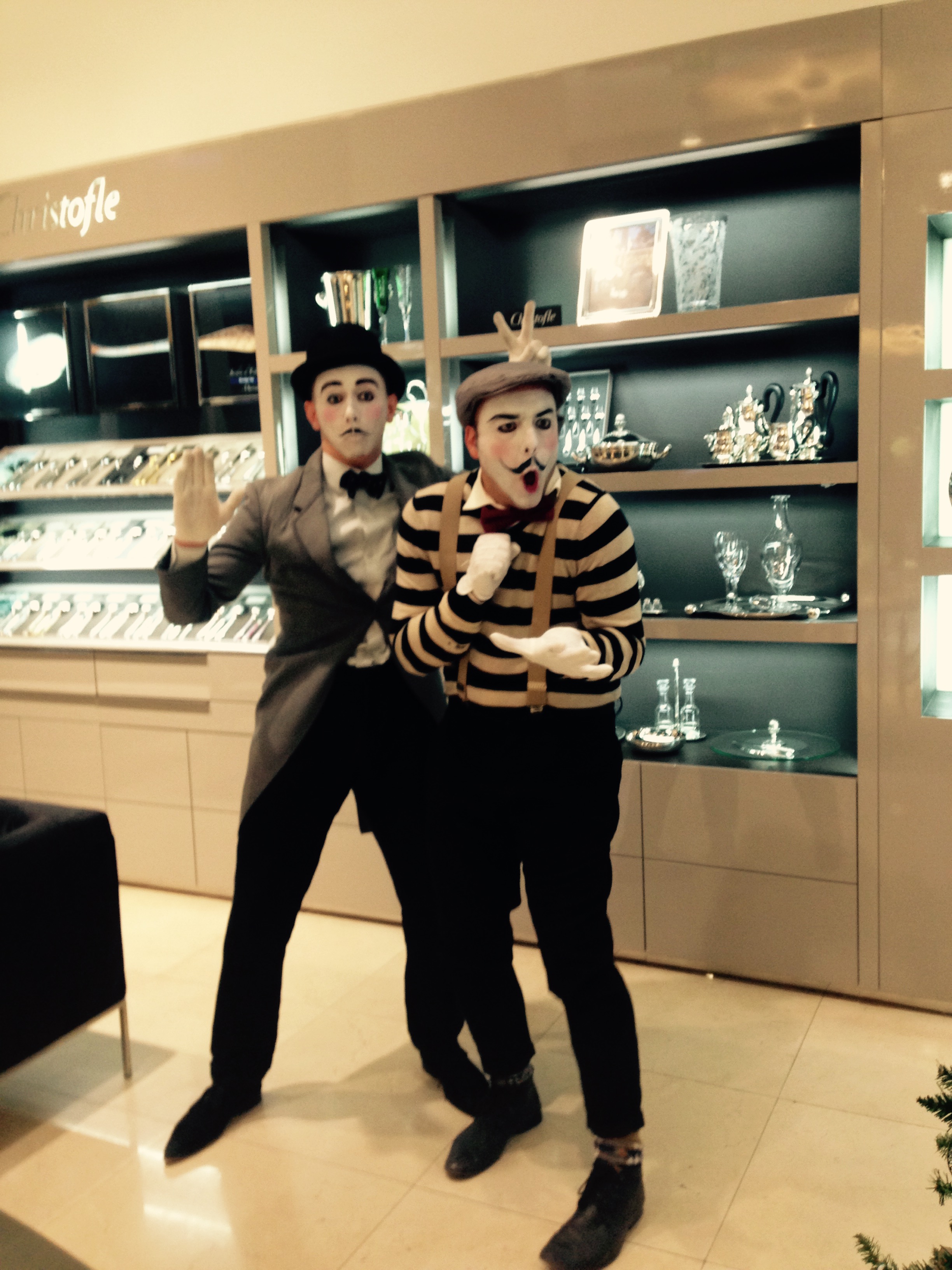Roaming Mime Artist