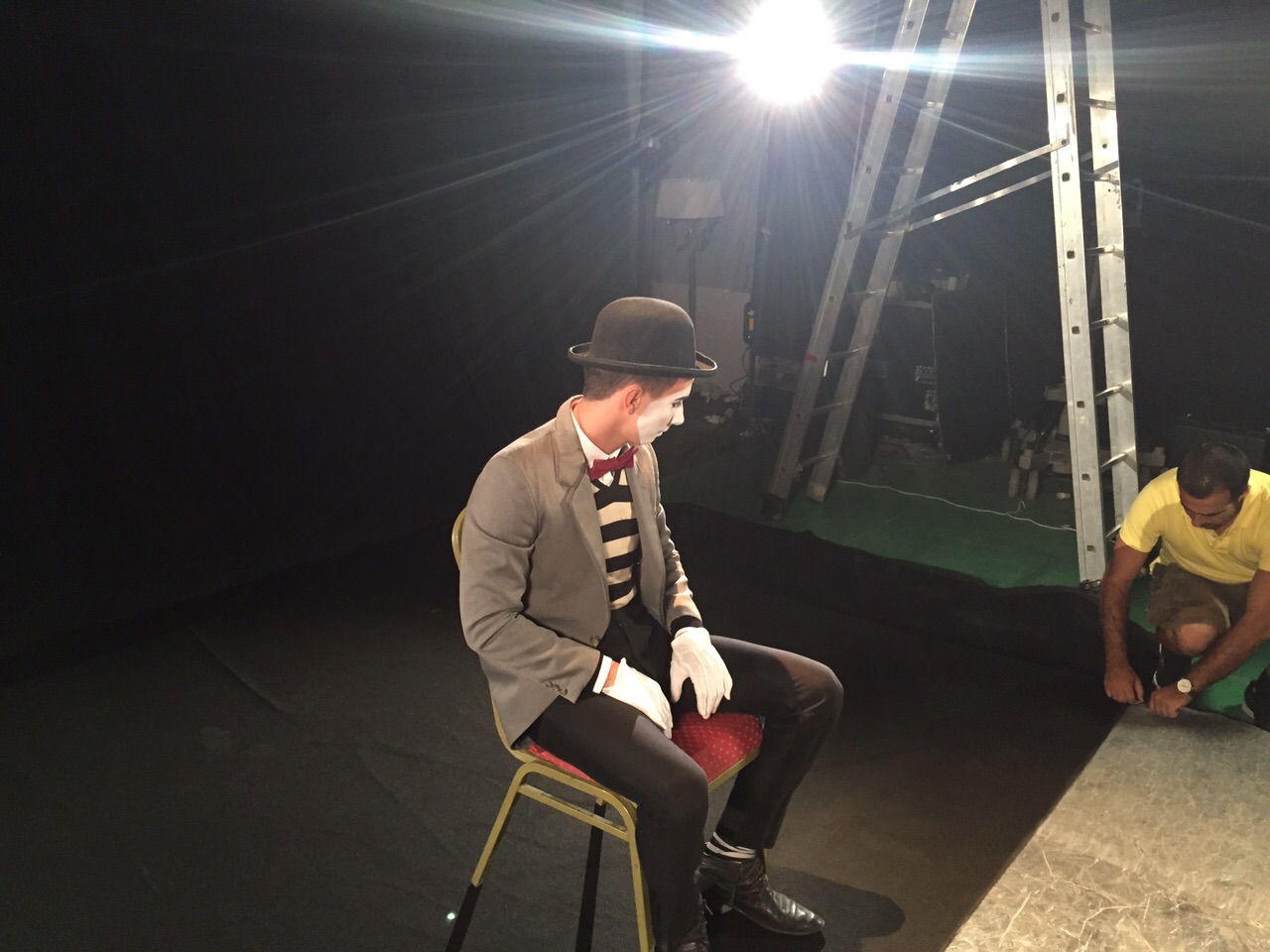 Roaming Mime Artist performance