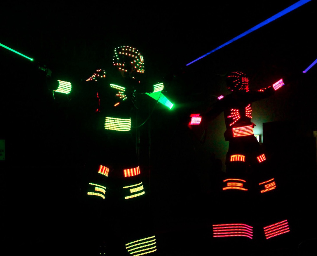 Smoke Laser LED Robot performance