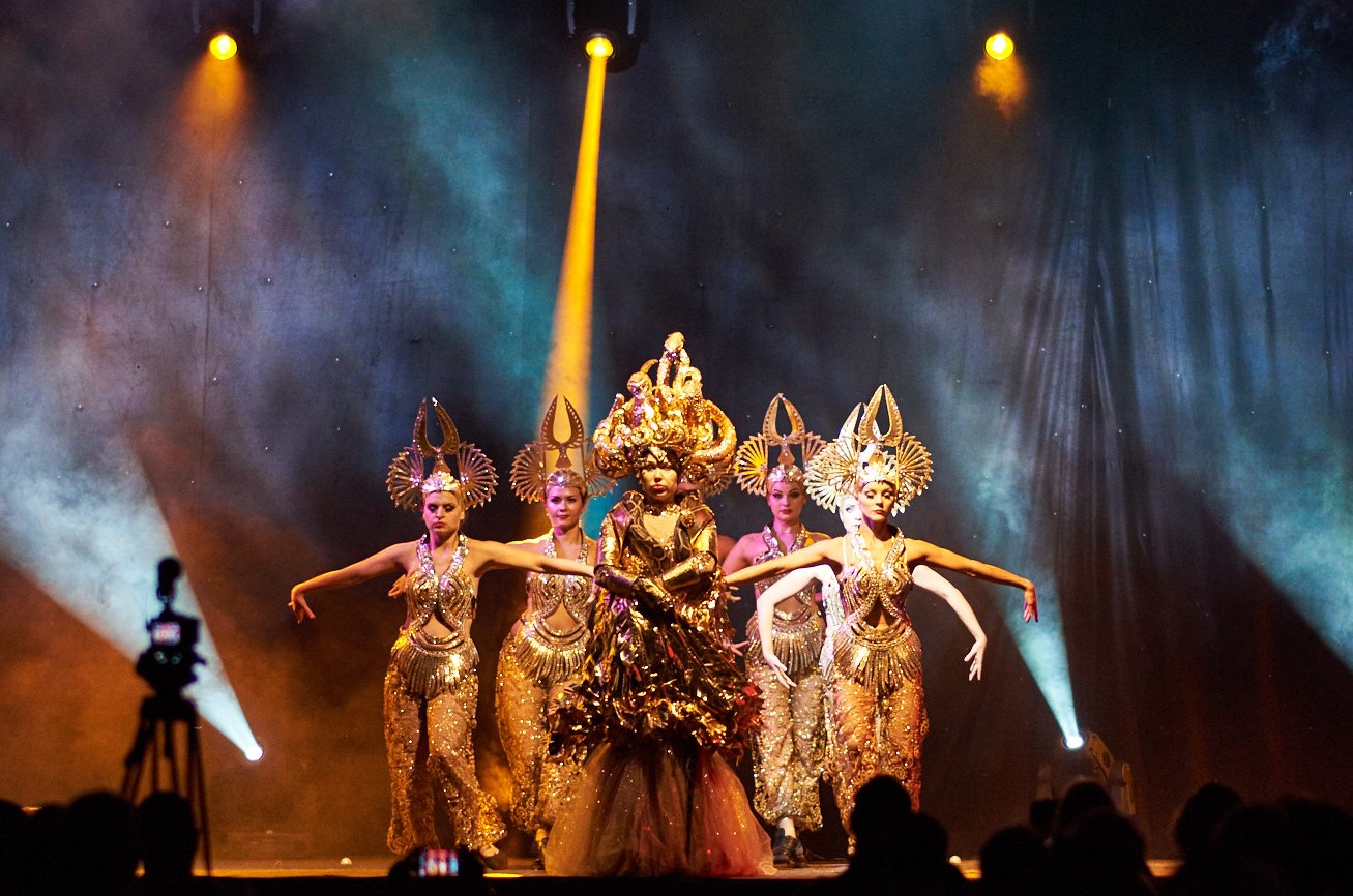 Snake Dance performance