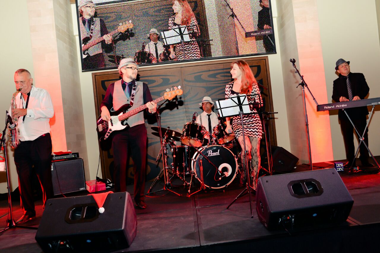 Soul & Funky Band performance