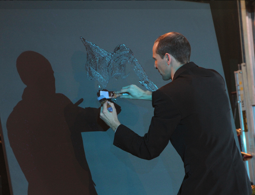 Speed Painting Show - Glue Glitter & UV performance
