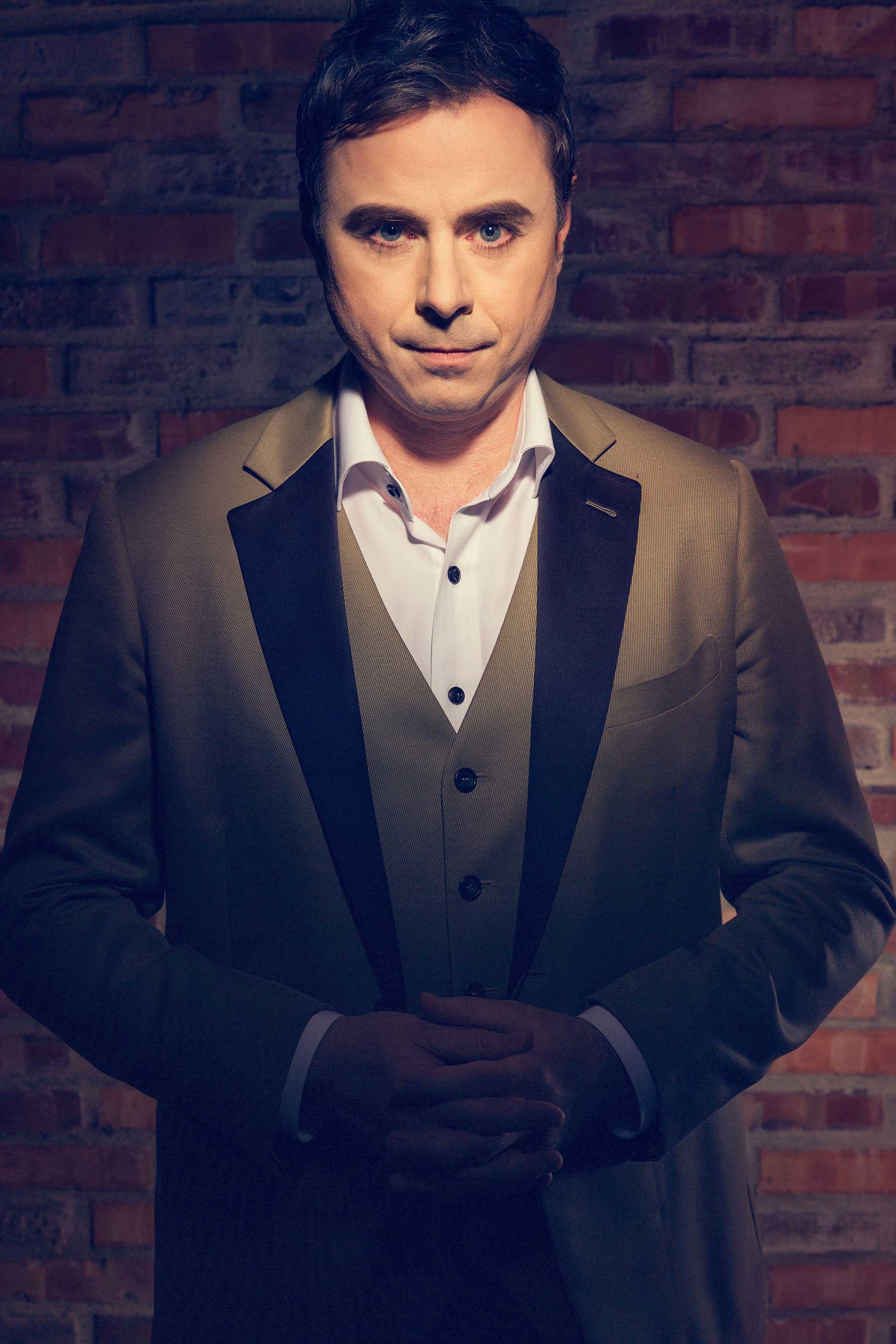 Stage Illusionist & Mentalist