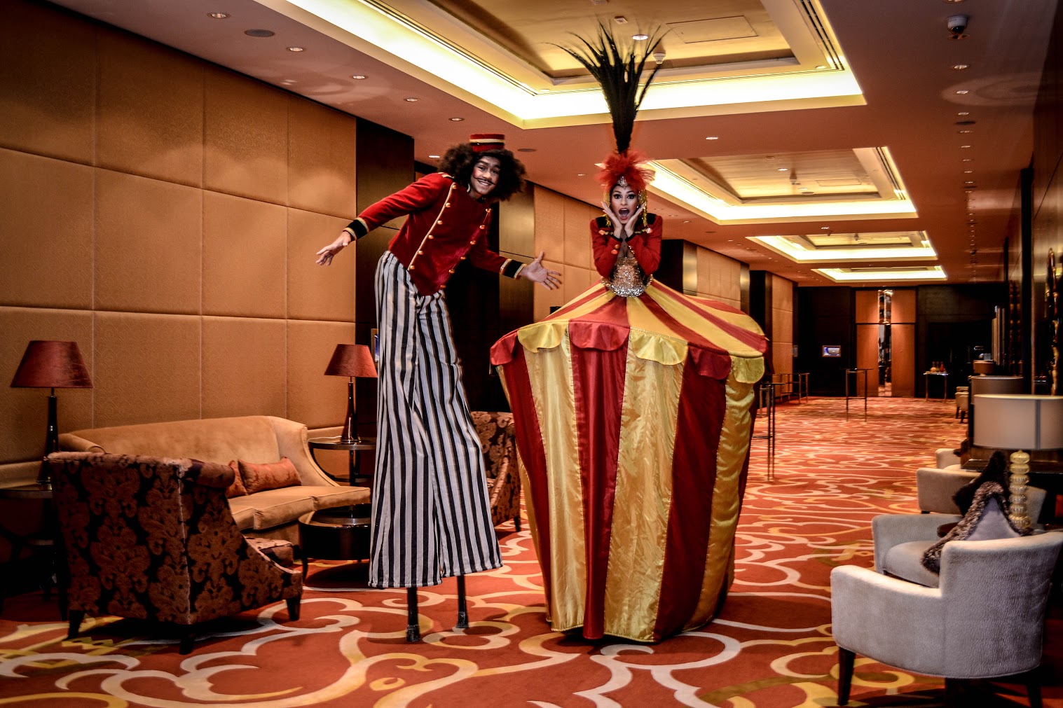 Stilt Walkers Dubai