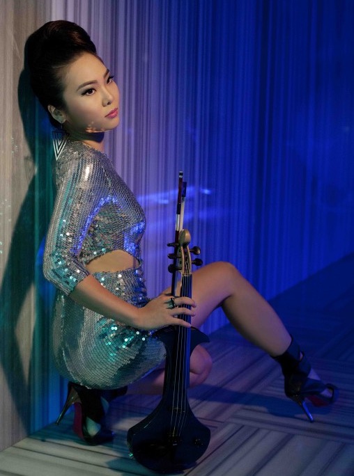 Violinist performance
